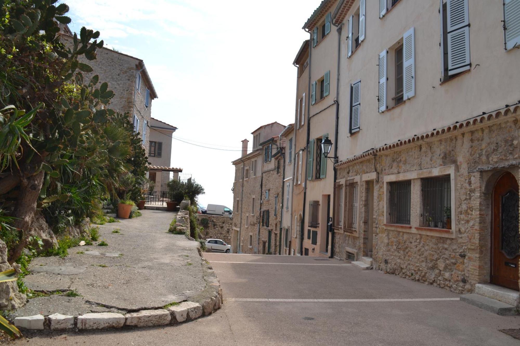 Antibes Vacances Luaran gambar